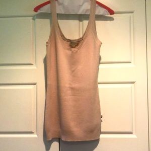 Burberry Large Cashmere Women’s tank. Mauve